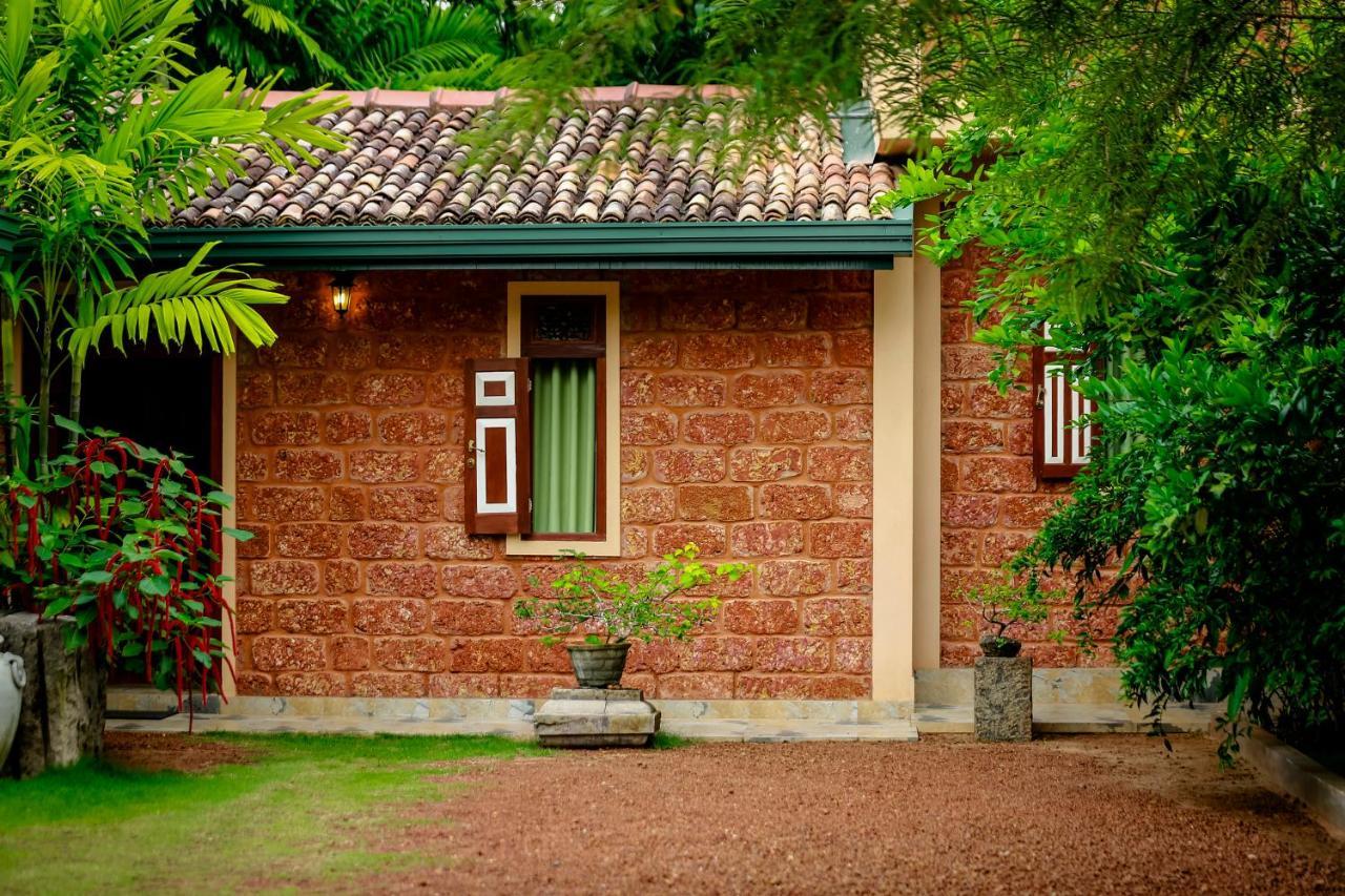Lenora Villas Bentota Exteriör bild